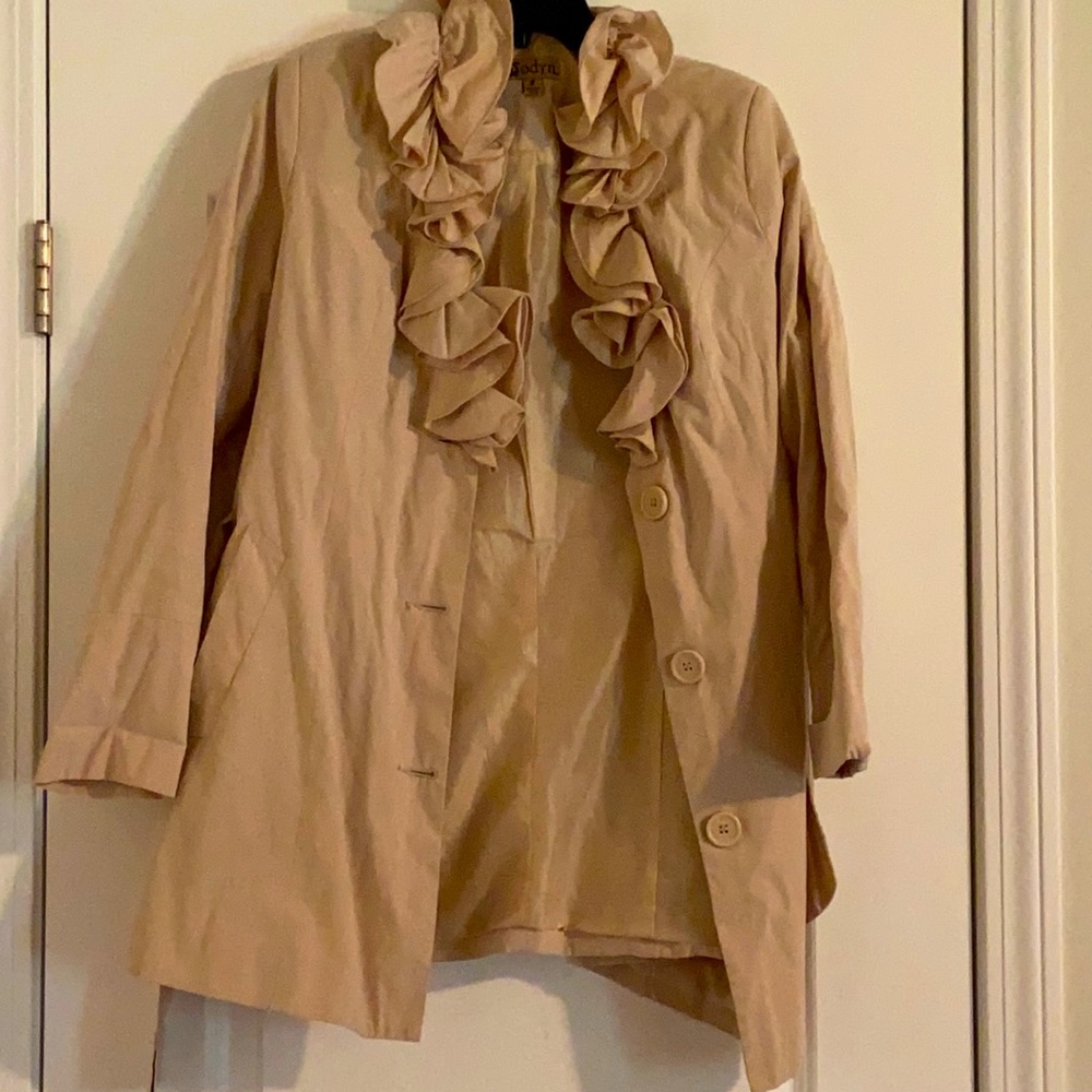 Ruffled front jacket